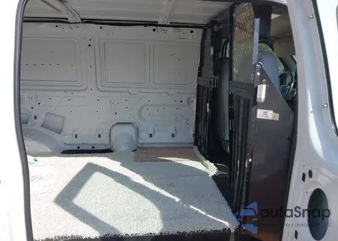 1999 Ford E-150 Commercial/Recreational z USA, uszkodzony, nr VIN 1FTRE14W7XHB18491